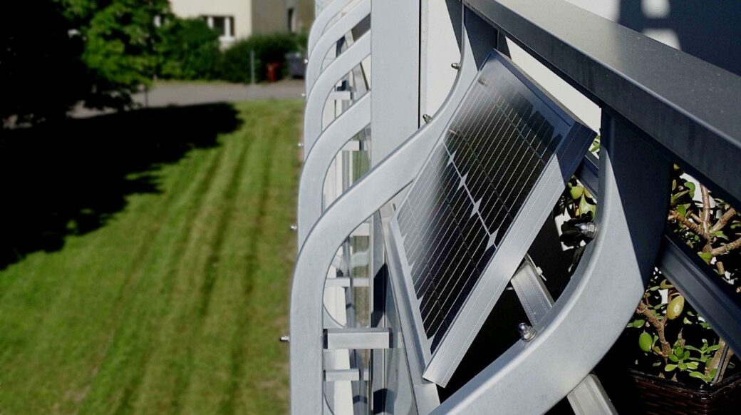 Balkonkraftwerk mit Mini-Solaranlage